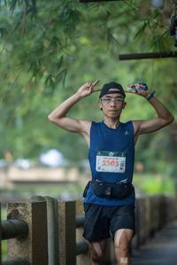 BIB: 5505
                            <button type="button" onclick="openModal(21805619)" class="btn btn-primary btn-sm float-right btn-popup" data-toggle="modal" data-target=".modal-high-quality">
                        <i class="fas fa-shopping-cart"></i> Add to Cart
                    </button>
                                            <button type="button" onclick="isThisMe(21805619, true)" class="btn btn-success btn-sm float-right btn-popup btn-isme hidden" data-toggle="tooltip" data-placement="bottom" title="นี่คือรูปของคุณใช่ไหม คลิกที่นี่เพื่อเอาเข้าอัลบั้ม">
                        <i class="fas fa-plus"></i> Add to album
                    </button>
                    <button type="button" onclick="isThisMe(21805619, false)" class="btn btn-warning btn-sm float-right btn-popup btn-isnotme hidden">
                        <i class="fas fa-ban"></i> Remove from album
                    </button>